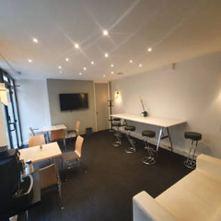 Bureau privé 36 m² 6 postes Coworking Rue Cambon Paris 75001 - photo 4